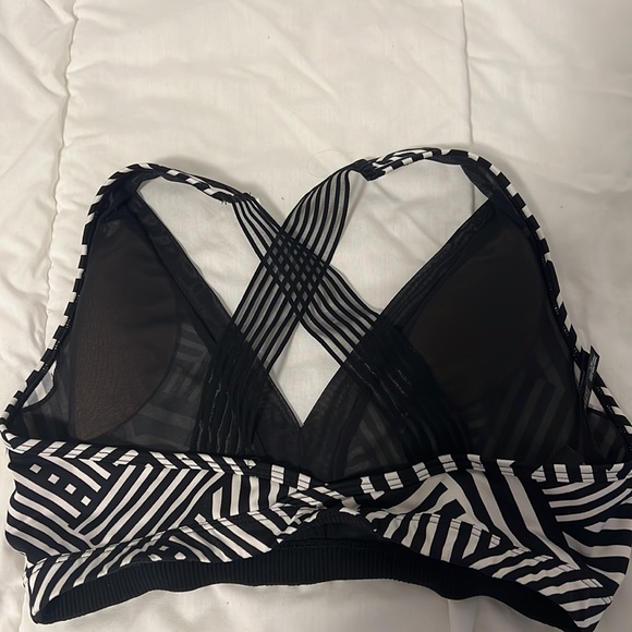 Victoria’s Secret Sport top - Picture 2 of 4